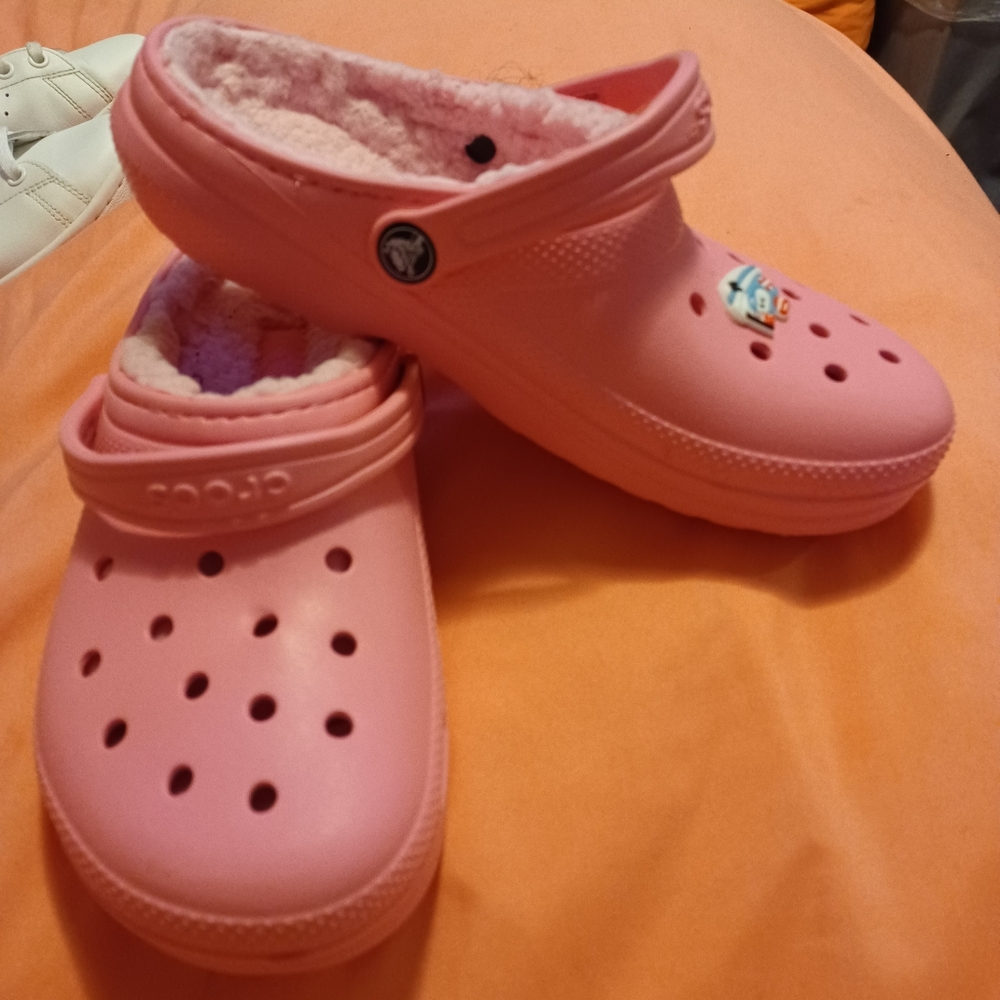 Girls Crocs - Picture 6 of 7